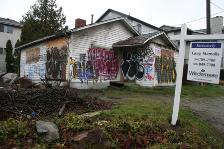 graffiti house